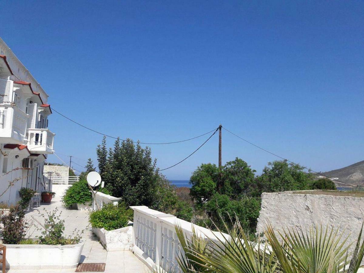 Nikos Studios Livadia (Tilos) Exterior foto
